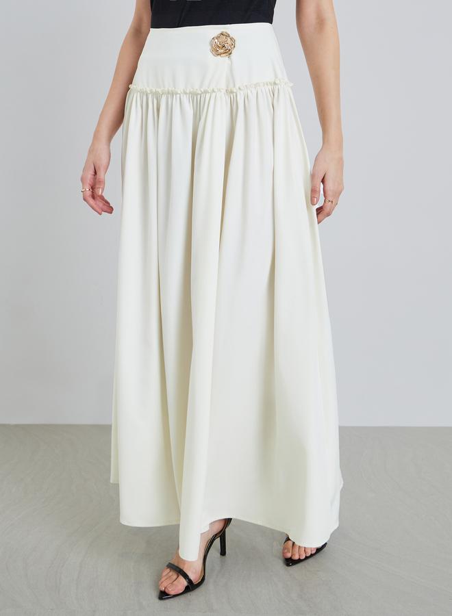 Styli Women Solid Maxi Skirt with Metal Decoration - Image 2